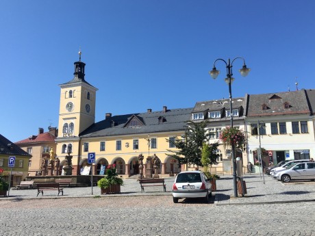 32. Jilemnice - náměstí