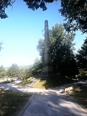 Riegrův obelisk