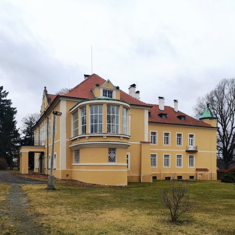 03 Ratboř – Starý zámek z poč. 18. stol.